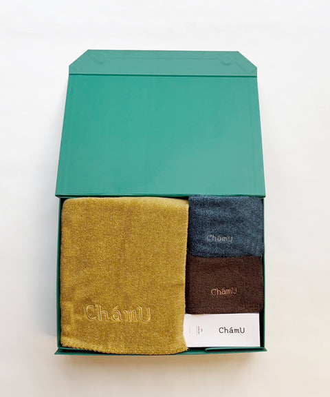 【NEW】GIFT / BLANKET・HAND TOWEL×2・AROMA MIST